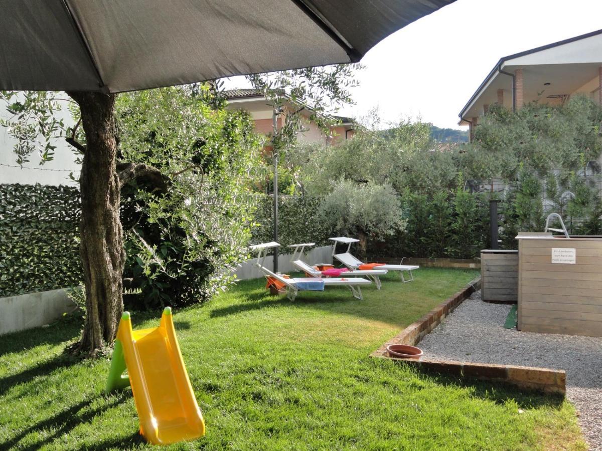 Villa Donne Del Lago Vittoria Salo Exterior photo